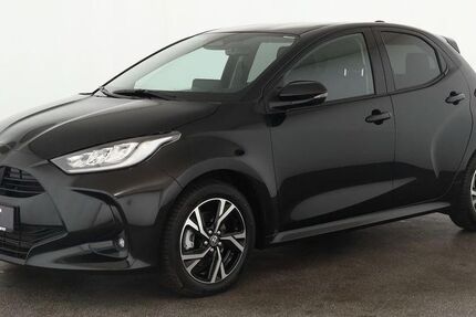 Toyota Yaris 14.700 km 21.984 &euro; Neuss 41460