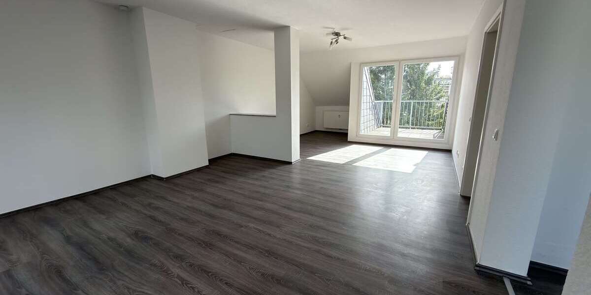 Etagenwohnung Essen Frintrop - 4 Zimmer, 100 m&sup2;, 800&euro; | Angebot:26838451
