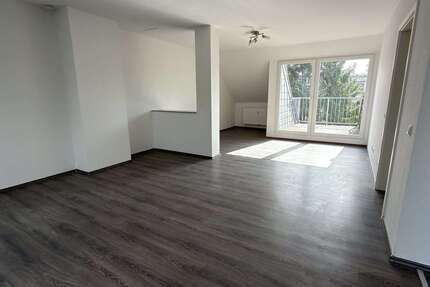 Wohnung Essen Frintrop - 4 Zimmer, 100 m&sup2;, 800&euro; | Angebot:26838451