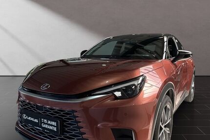 Lexus LBX 6.900 km 33.990 &euro; Dinslaken 46537