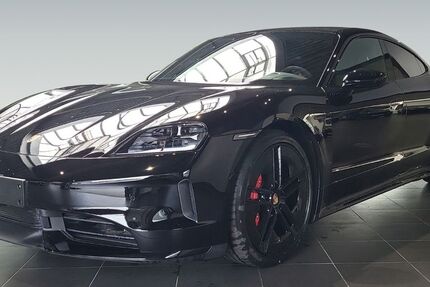 Porsche Taycan 12.900 km 146.900 &euro; Willich 47877