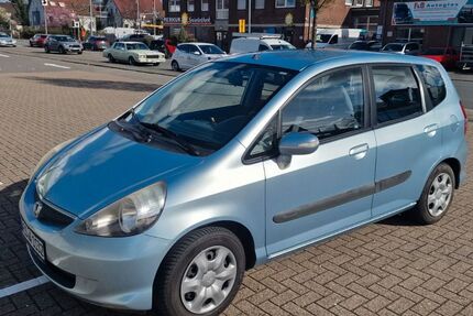 Honda Jazz 174.000 km 2.199 &euro; Dinslaken 46537