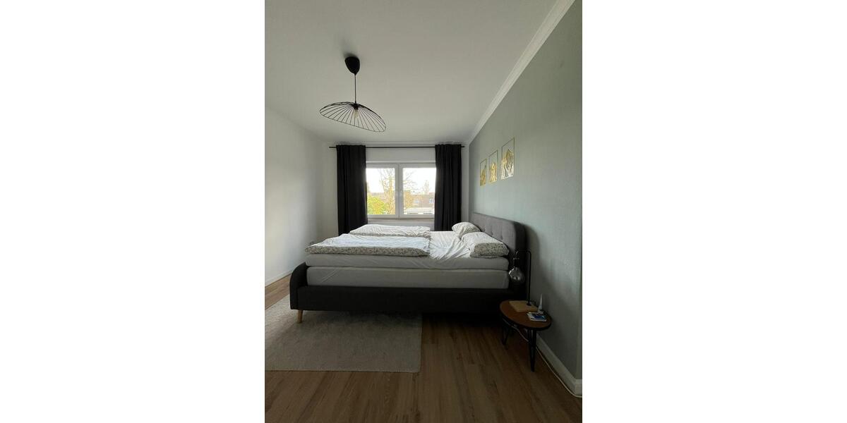 Etagenwohnung Hünxe - 4.5 Zimmer, 123 m&sup2;, 1.350&euro; | Angebot:25870118