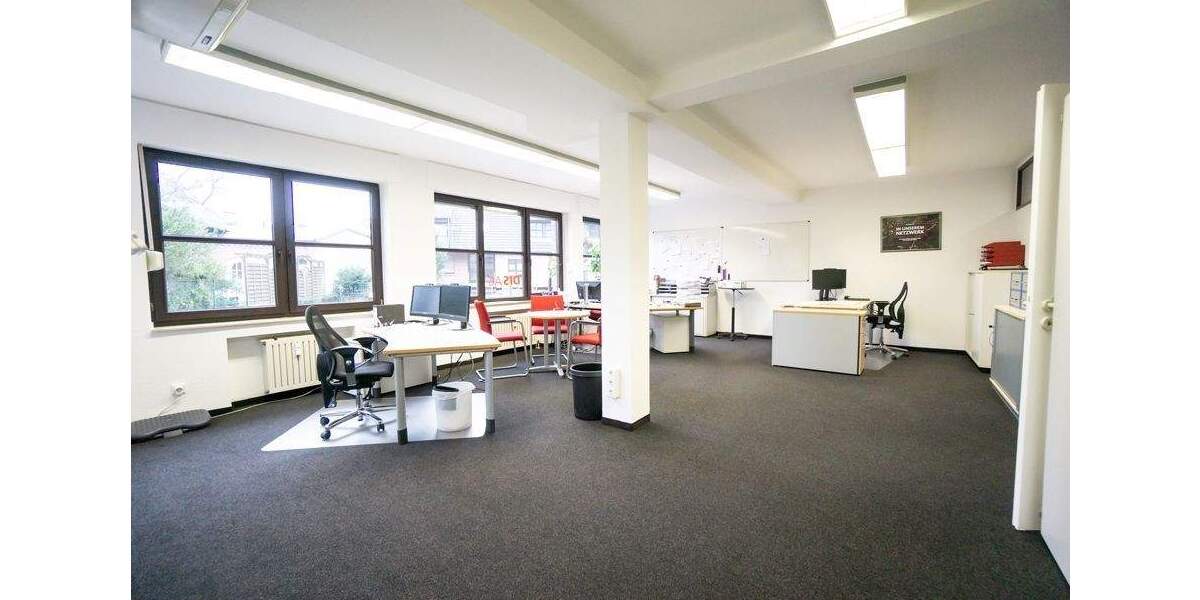 Gewerbeobjekt Krefeld Bockum - 3 Zimmer, 125 m&sup2;, 1.386&euro; | Angebot:25701923