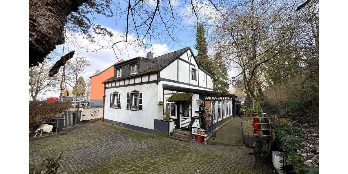 Einfamilienhaus Duisburg Beeck - 5 Zimmer, 126 m&sup2;, 295.000&euro; | Angebot:25688688