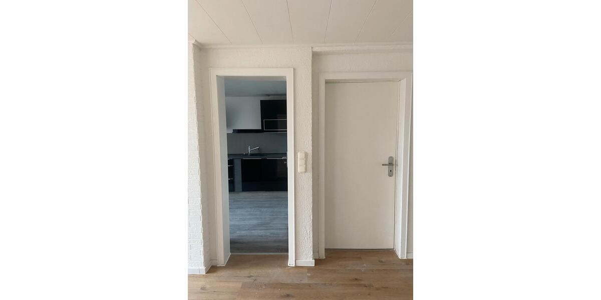 Etagenwohnung Dinslaken Lohberg - 2 Zimmer, 90 m&sup2;, 1.178&euro; | Angebot:25616604