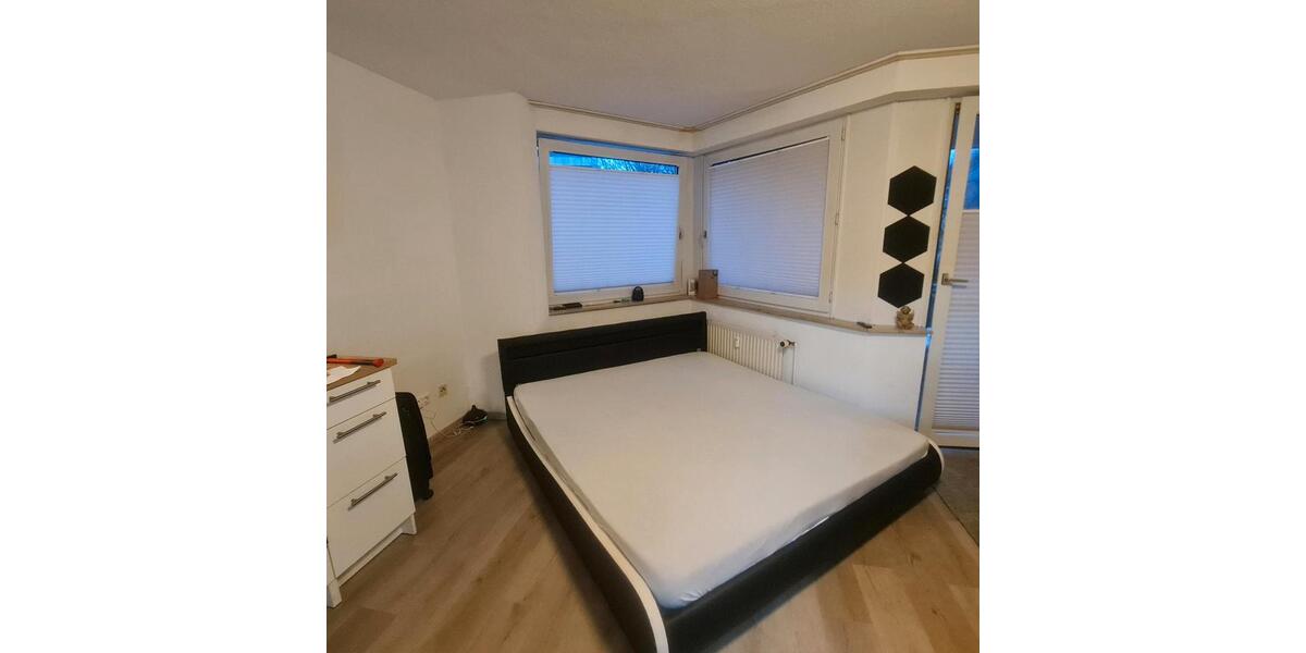 Etagenwohnung Essen Stadtbezirk II - 1 Zimmer, 48 m&sup2;, 380&euro; | Angebot:25433274