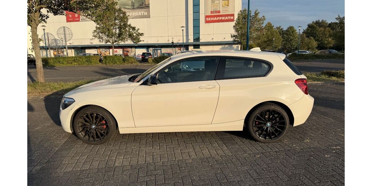BMW 114 142.000 km 7.395 &euro; Krefeld 47803
