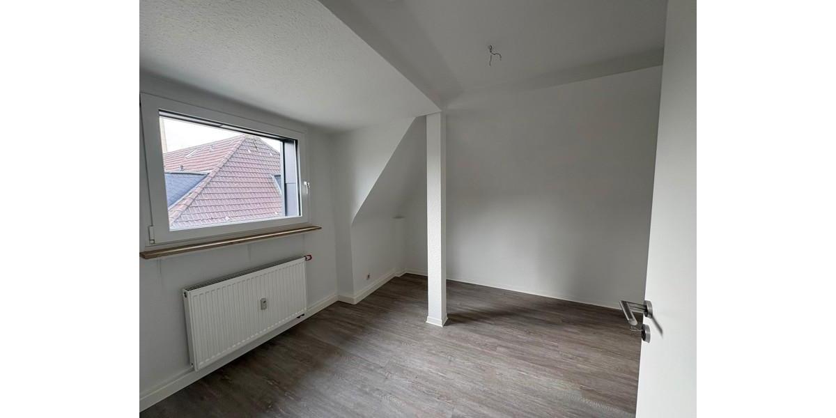 Dachgeschoßwohnung Essen Stadtbezirk V - 3 Zimmer, 62 m&sup2;, 507&euro; | Angebot:23324761