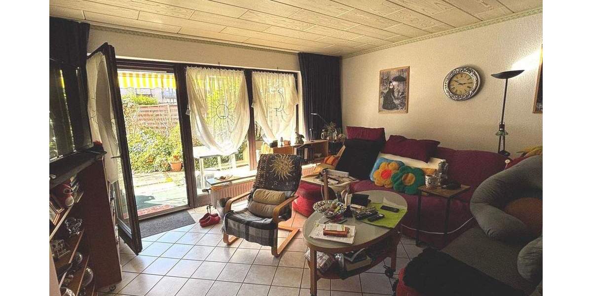 Etagenwohnung Krefeld Cracau - 3 Zimmer, 95 m&sup2;, 169.000&euro; | Angebot:25741183