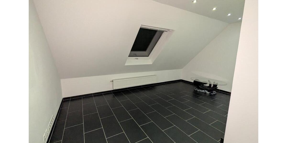 Reihenhaus Wesel - 7 Zimmer, 104 m&sup2;, 365.000&euro; | Angebot:25393572