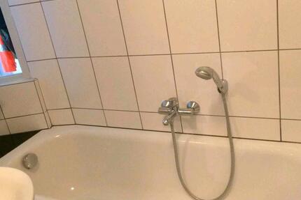 Wohnung Duisburg Ruhrort - 3 Zimmer, 77 m&sup2;, 700&euro; | Angebot:26697834