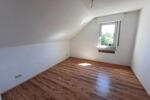 Dachgeschoßwohnung Kamp-Lintfort Lintfort - 2.5 Zimmer, 65 m&sup2;, 359&euro; | Angebot:26702979