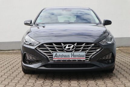 Hyundai i30 67.400 km 14.690 &euro; Moers 47443