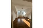 Dachgeschoßwohnung Duisburg Mittelmeiderich - 3 Zimmer, 66 m&sup2;, 750&euro; | Angebot:26165974