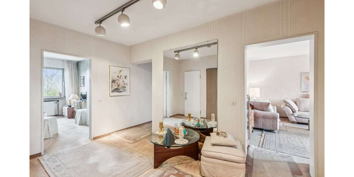 Etagenwohnung Mülheim an der Ruhr Broich - 3 Zimmer, 99 m&sup2;, 180.000&euro; | Angebot:27244891