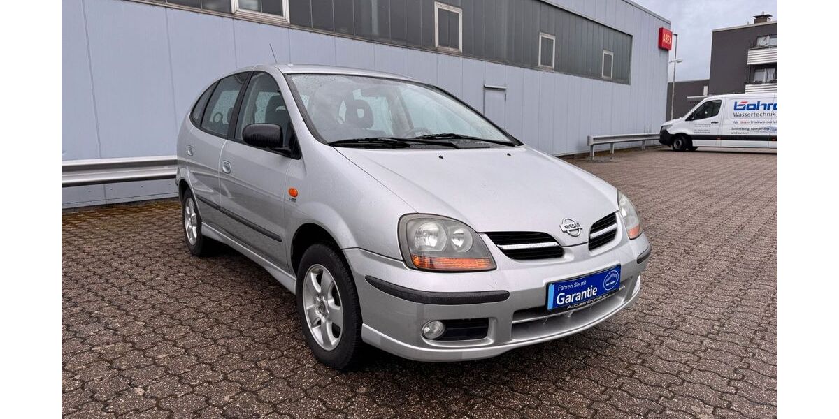 Nissan Almera 43.000 km 6.490 &euro; Moers 47441