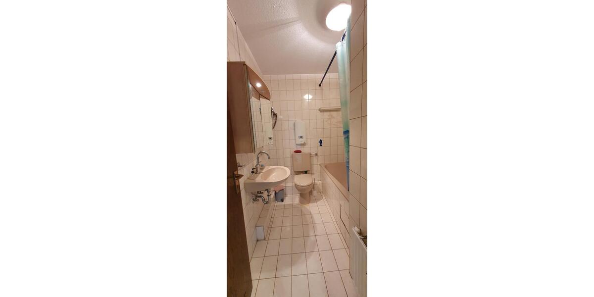 Etagenwohnung Moers Rheinkamp - 2 Zimmer, 67 m&sup2;, 605&euro; | Angebot:25764214