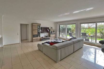 Wohnung Düsseldorf Ludenberg - 3 Zimmer, 150 m&sup2;, 599.000&euro; | Angebot:25778443