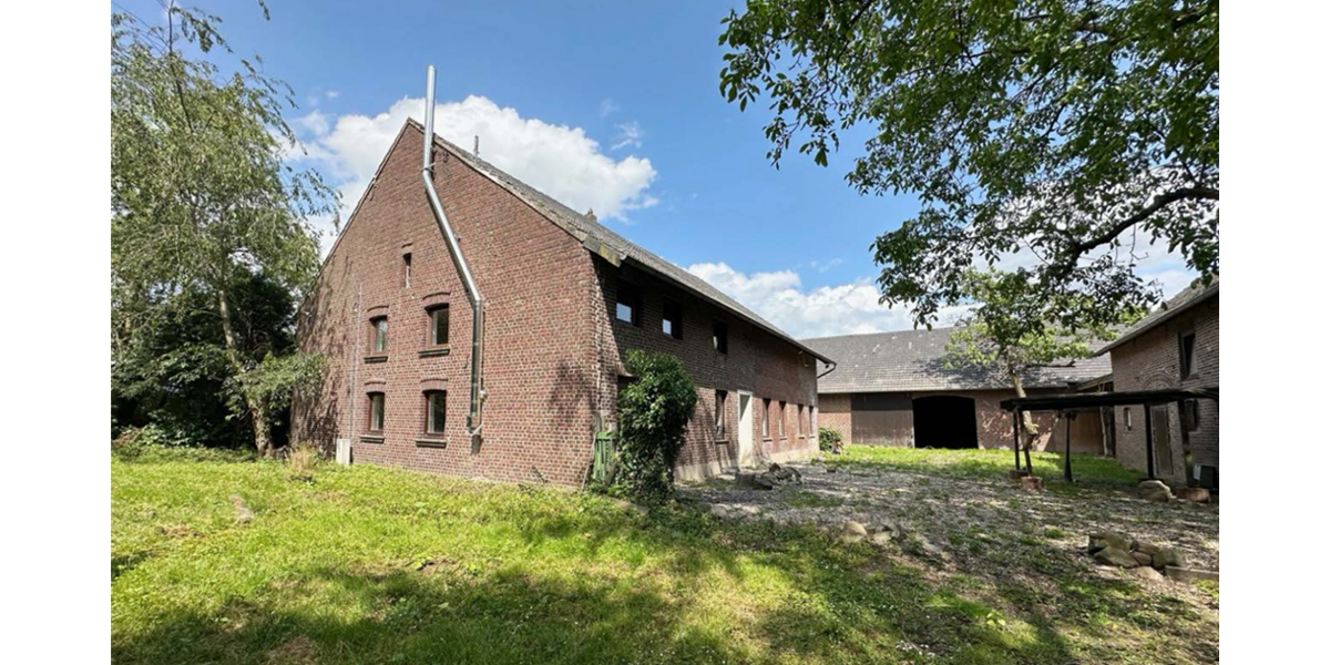 Einfamilienhaus Tönisvorst - 10 Zimmer, 400 m&sup2;, 750.000&euro; | Angebot:26750896
