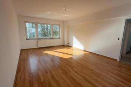 Wohnung Düsseldorf Pempelfort - 3 Zimmer, 93 m&sup2;, 1.440&euro; | Angebot:26663995