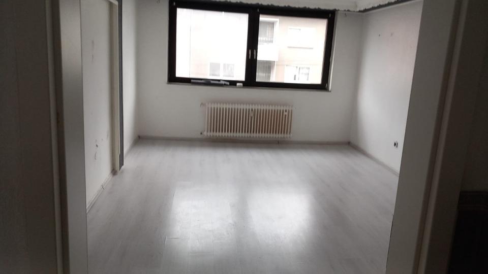 Etagenwohnung Mülheim an der Ruhr - 6 Zimmer, 540&euro; | Angebot:22251265