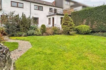 Haus Duisburg Rheinhausen - 9 Zimmer, 219 m&sup2;, 349.000&euro; | Angebot:24632228