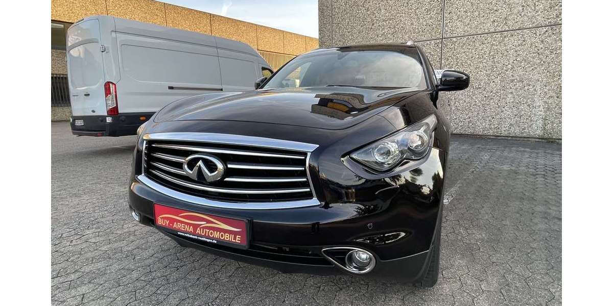 INFINITI QX70 250.000 km 9.900 &euro; Essen 45356