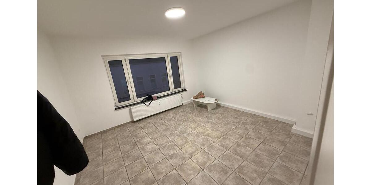 Etagenwohnung Krefeld - 2 Zimmer, 55 m&sup2;, 700&euro; | Angebot:25833792