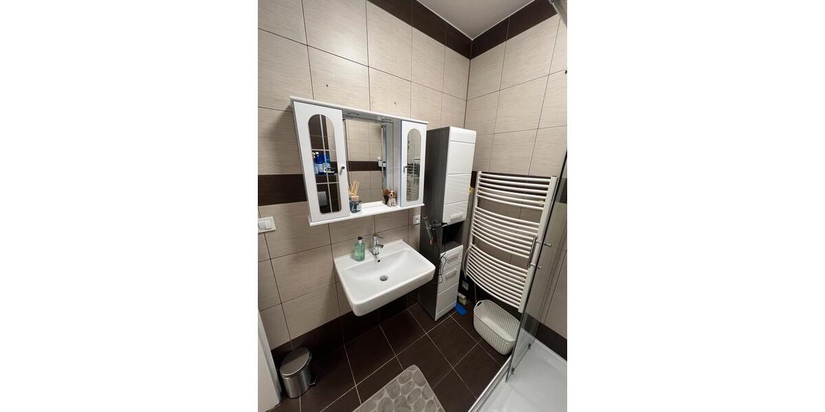 Etagenwohnung Essen Stadtbezirk II - 3 Zimmer, 67 m&sup2;, 1.200&euro; | Angebot:25961239