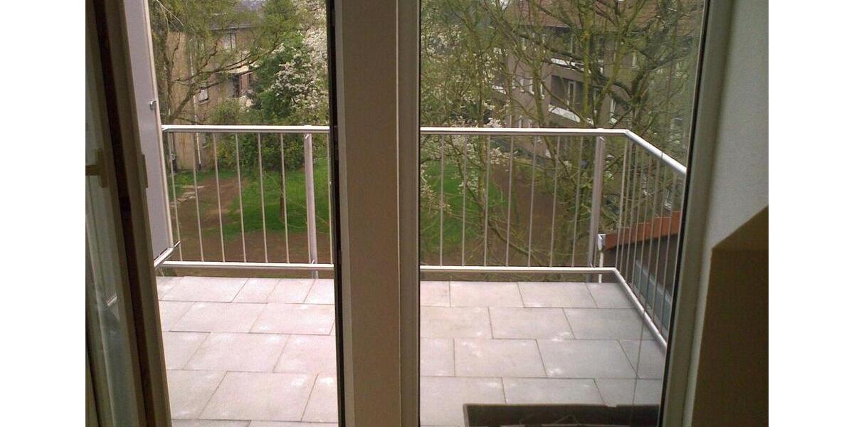 Dachgeschoßwohnung Krefeld Benrad - 1 Zimmer, 37 m&sup2;, 330&euro; | Angebot:25967650