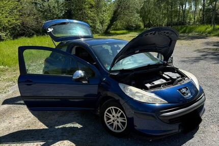 Peugeot 207 193.000 km 1.950 &euro; Düsseldorf 40625