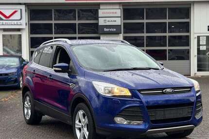 Ford Kuga 99.558 km 9.900 &euro; Krefeld 47805