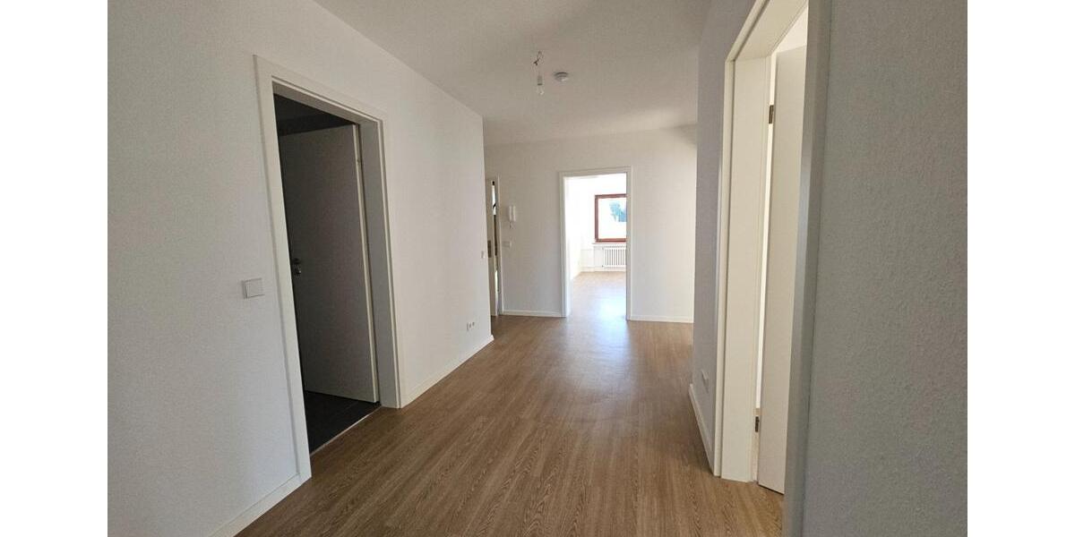 Etagenwohnung Mülheim an der Ruhr Broich - 3 Zimmer, 113 m&sup2;, 1.050&euro; | Angebot:25931911