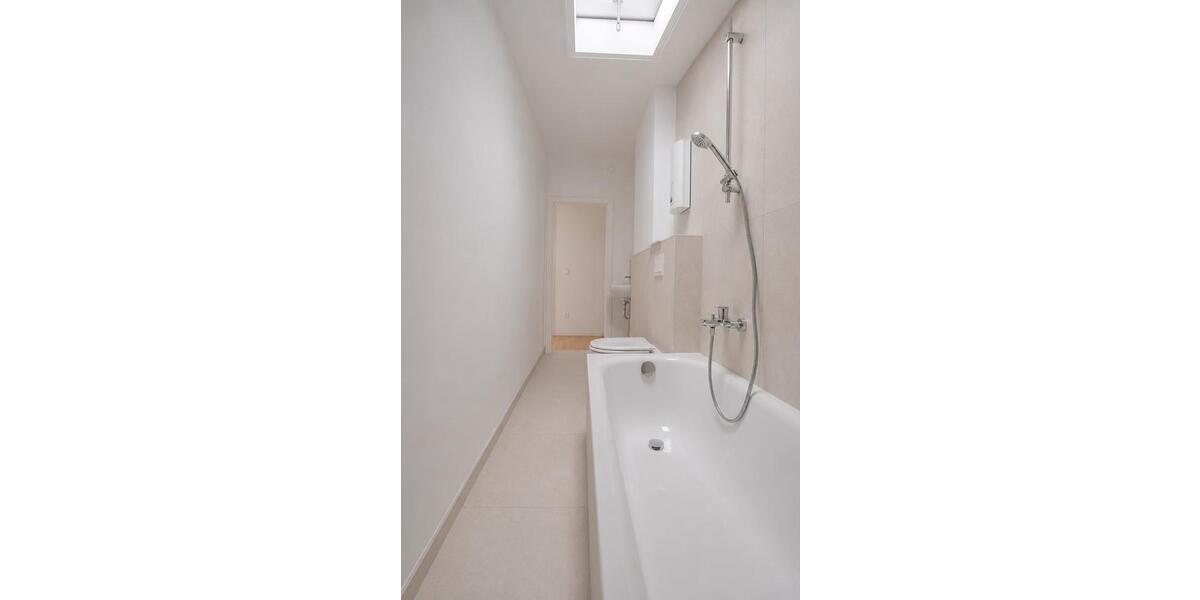 Dachgeschoßwohnung Mülheim an der Ruhr - 3 Zimmer, 92 m&sup2;, 910&euro; | Angebot:26688507