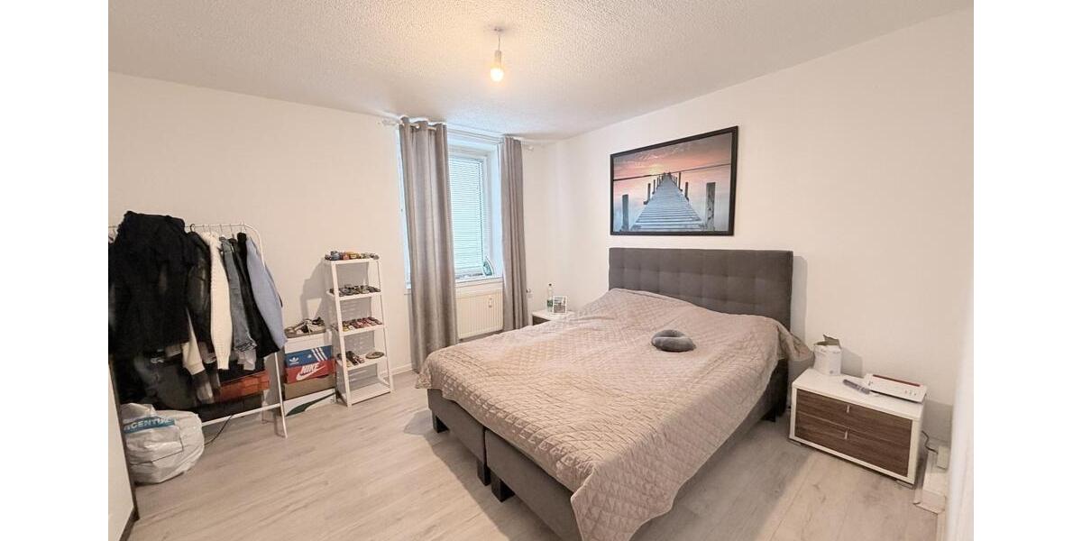 Etagenwohnung Krefeld - 2 Zimmer, 52 m&sup2;, 680&euro; | Angebot:24877612