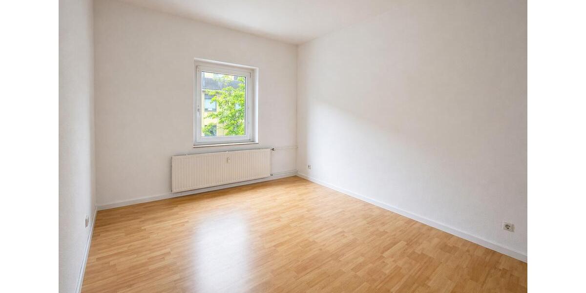 Etagenwohnung Neuss - 3 Zimmer, 55 m&sup2;, 500&euro; | Angebot:26297046