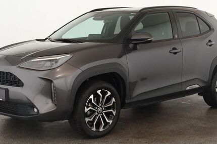 Toyota Yaris Cross 30.000 km 23.784 &euro; Düsseldorf 40233
