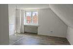 Dachgeschoßwohnung Neukirchen-Vluyn Vluyn - 2 Zimmer, 47 m&sup2;, 377&euro; | Angebot:26622652