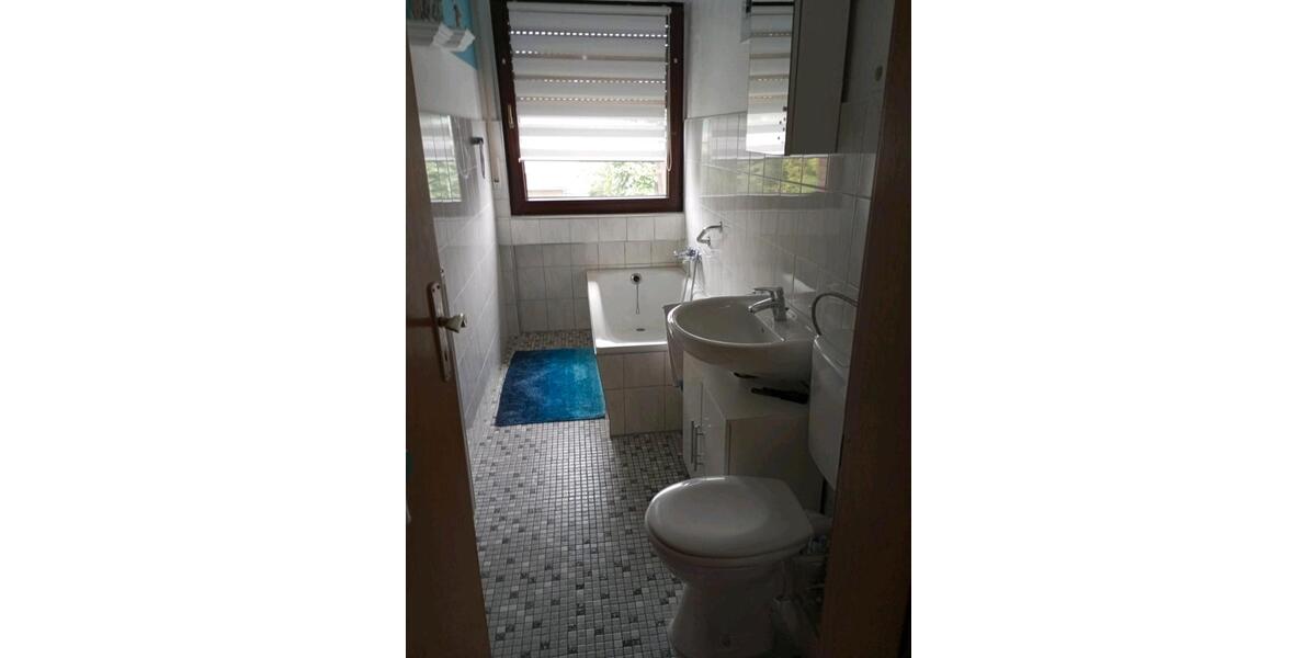 Etagenwohnung Duisburg Angerhausen - 3 Zimmer, 63 m&sup2;, 660&euro; | Angebot:25637285