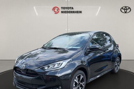 Toyota Yaris 3.500 km 24.885 &euro; Krefeld 47809