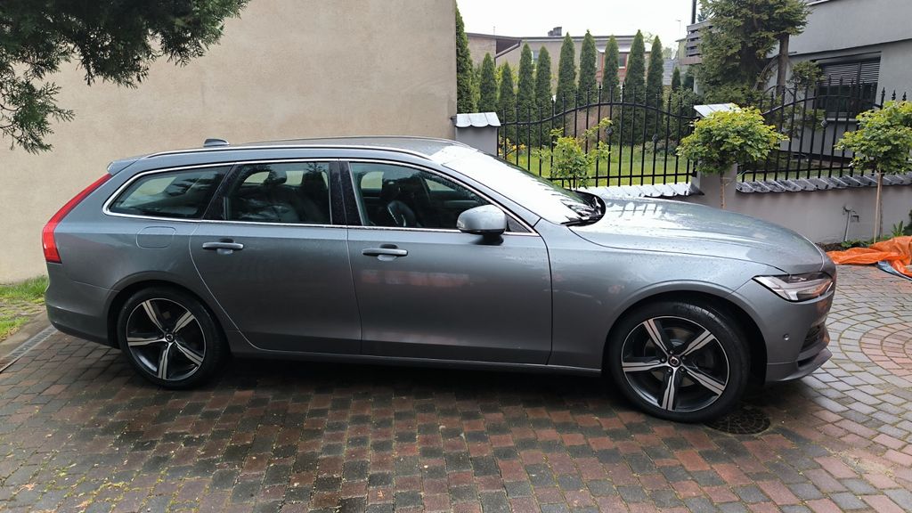 Volvo V90 218.500 km 14.000 &euro; Kevelaer 47626
