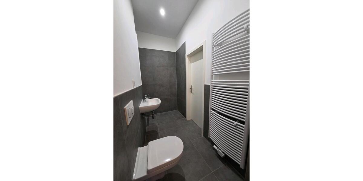 Erdgeschoßwohnung Oberhausen Biefang - 1.5 Zimmer, 35 m&sup2;, 550&euro; | Angebot:25925574