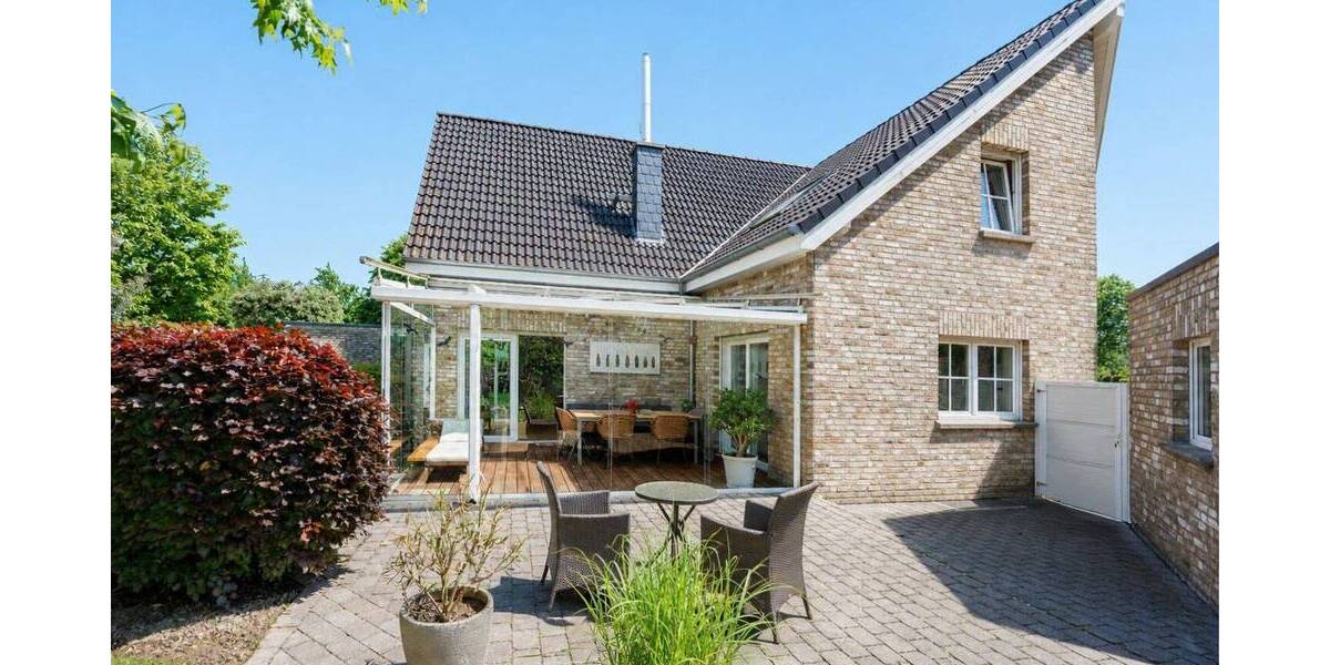 Einfamilienhaus Tönisvorst St. Tönis - 7 Zimmer, 217 m&sup2;, 865.000&euro; | Angebot:26751194