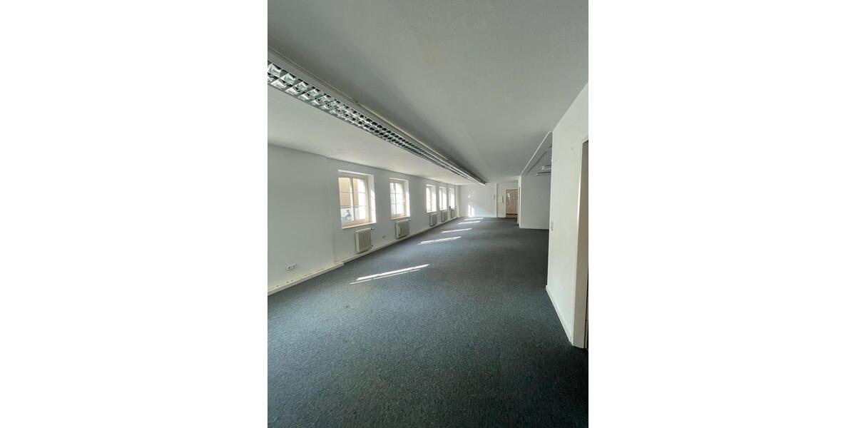 Gewerbeobjekt Moers - 1.470&euro; | Angebot:26233498