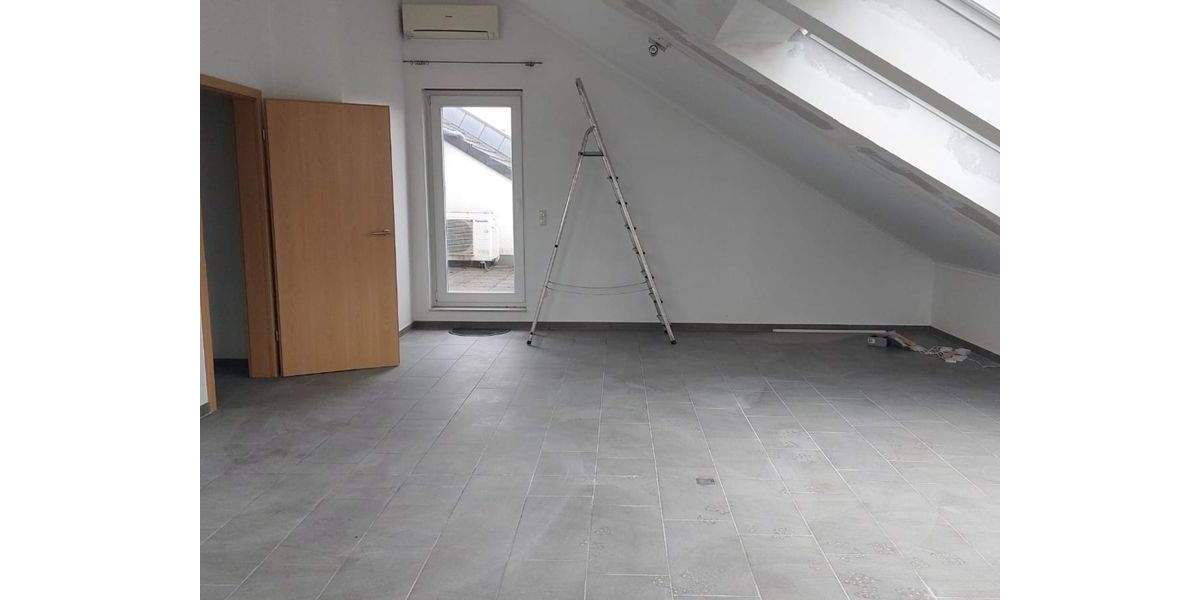 Etagenwohnung Gladbeck Mitte - 3 Zimmer, 134 m&sup2;, 1.200&euro; | Angebot:25815050