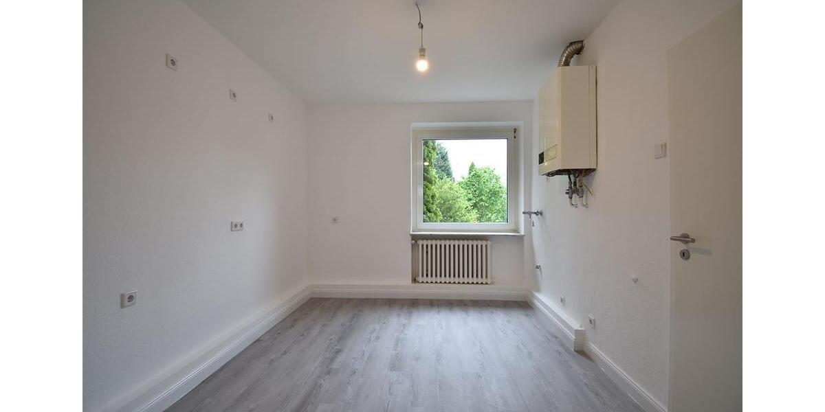 Etagenwohnung Duisburg Mittelmeiderich - 3 Zimmer, 72 m&sup2;, 645&euro; | Angebot:18971901