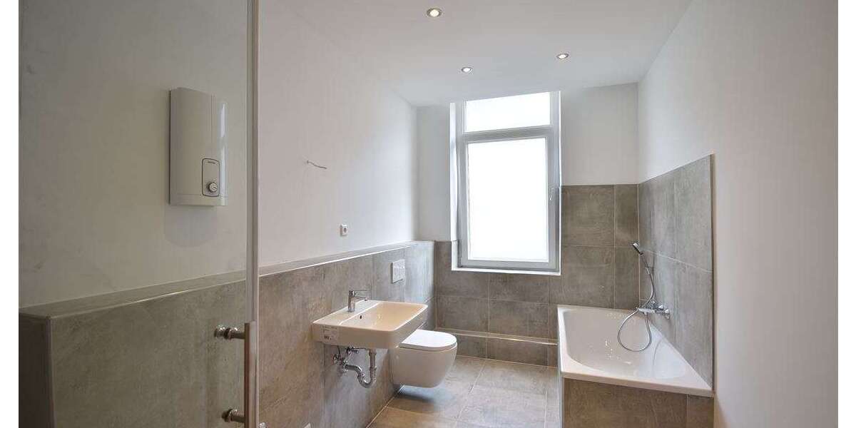 Etagenwohnung Krefeld Krefeld-Mitte - 2 Zimmer, 81 m&sup2;, 745&euro; | Angebot:21856250