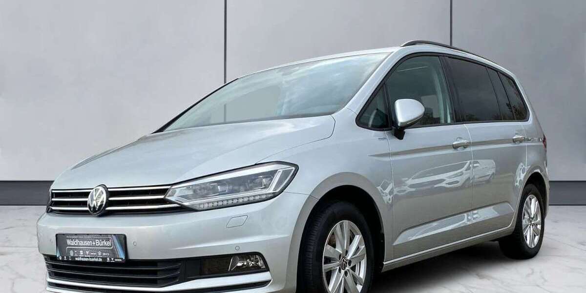 VW Touran 84.563 km 24.990 &euro; Viersen 41751