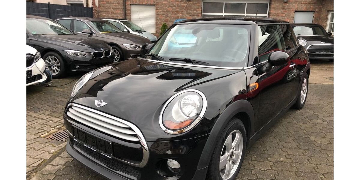 Mini Cooper 94.000 km 12.200 &euro; Moers 47443